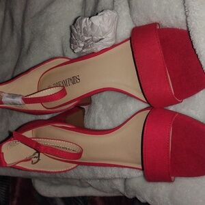 Formal RED pumps size 9.5 NWT!